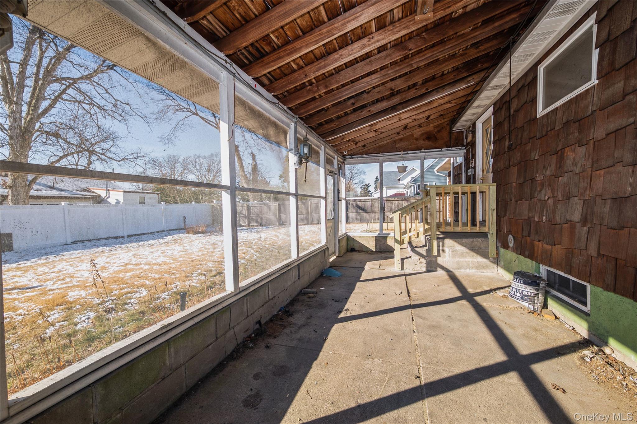 54 31st Street, Copiague, NY 11726