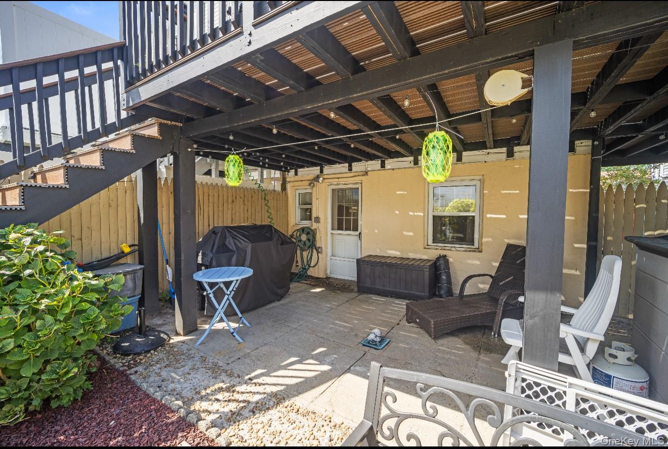 98 Hawkins Street, Bronx, NY 10464