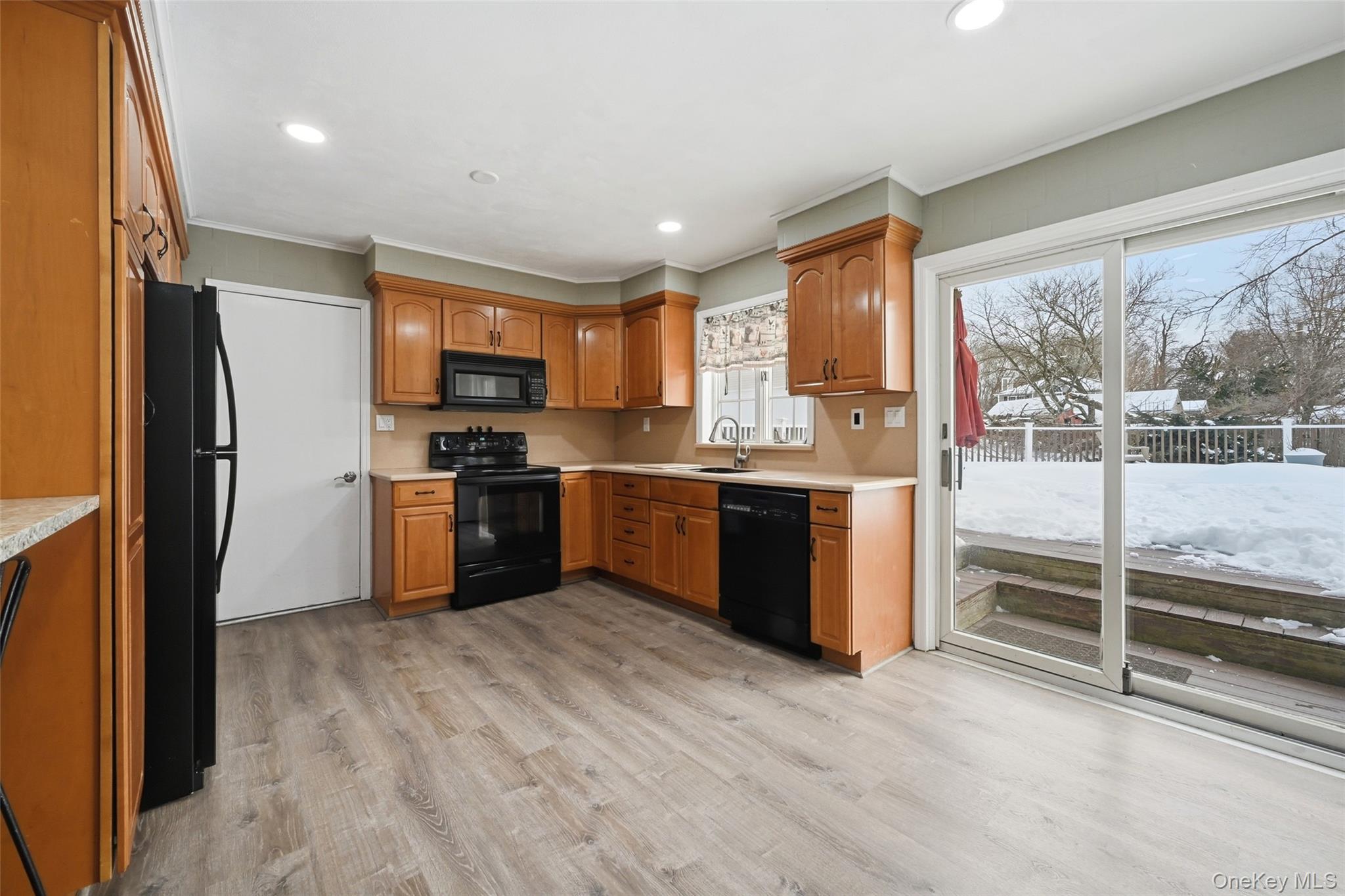 4 Cottage Court, Middle Island, NY 11953