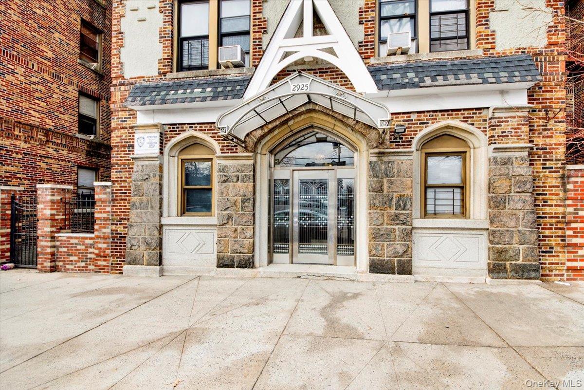2925 Matthews Avenue # 5H, Bronx, NY 10467
