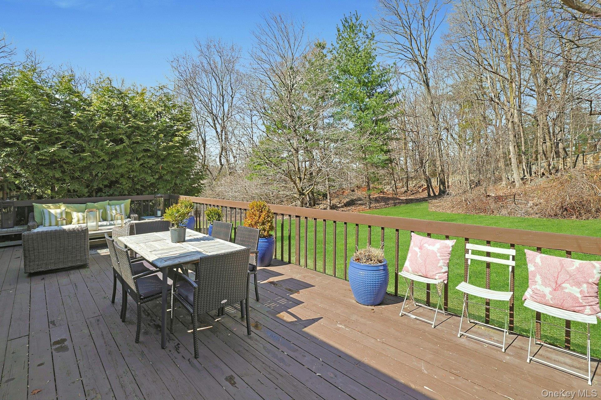 72 Quail Close, Irvington, NY 10533