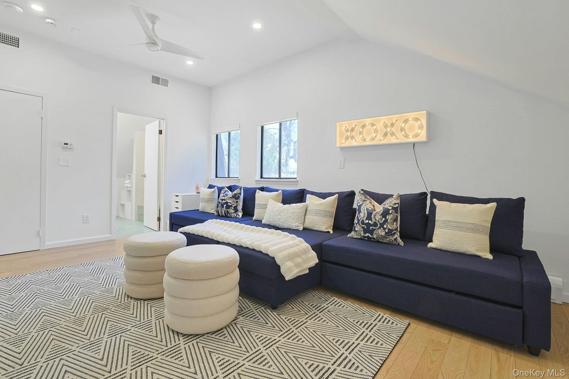 72 Quail Close, Irvington, NY 10533