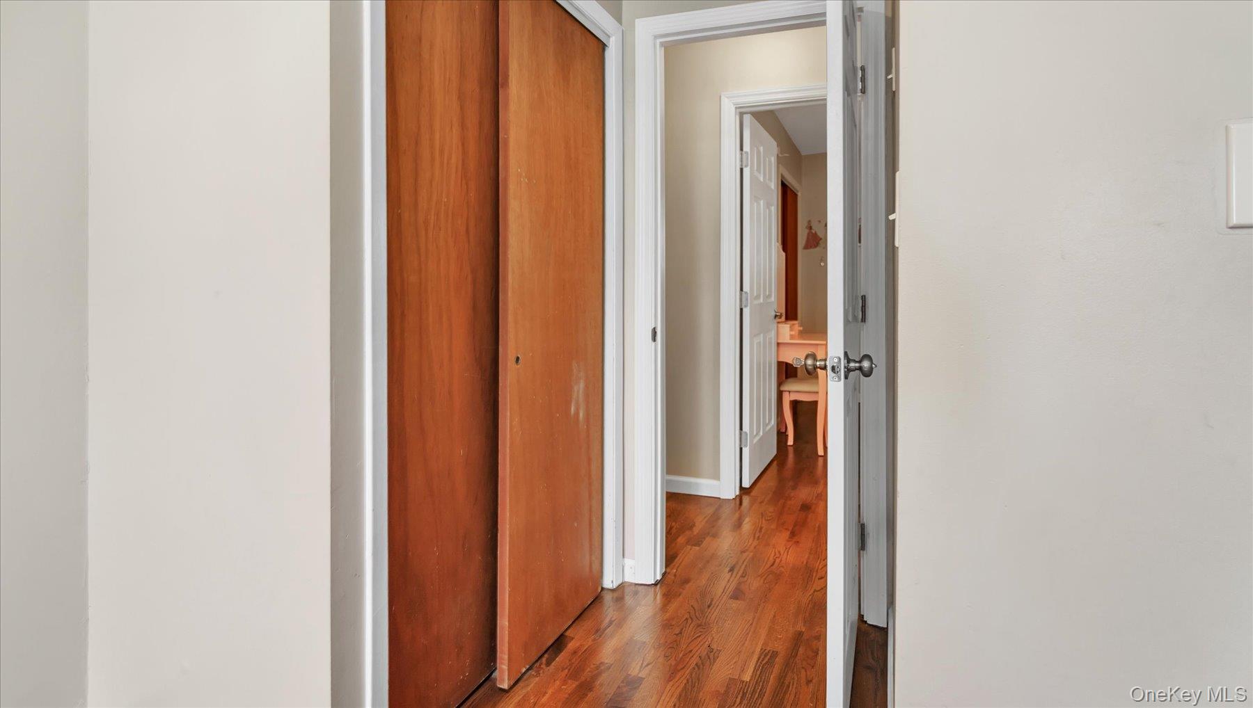 3 Altamont Avenue, Sea Cliff, NY 11579