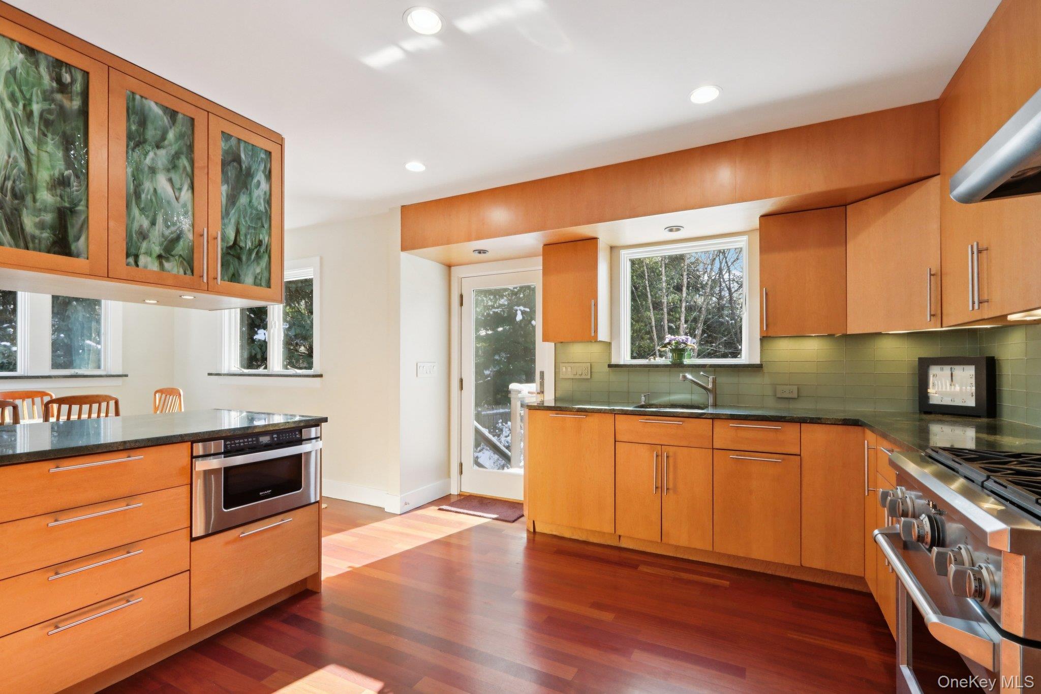 32 Allan Lane, Mount Kisco, NY 10549