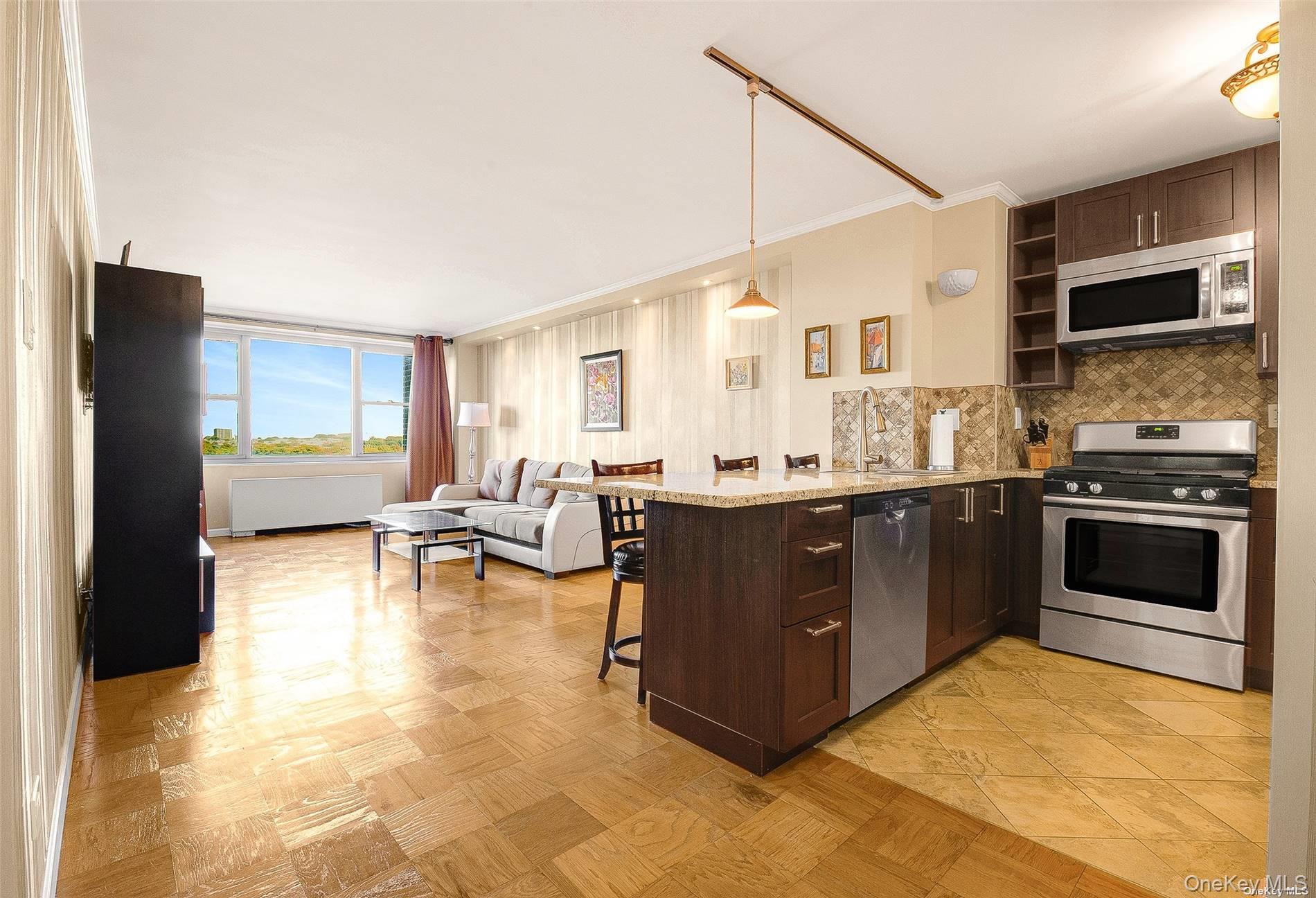 61-20 Grand Central Parkway # A804, Forest Hills, NY 11375