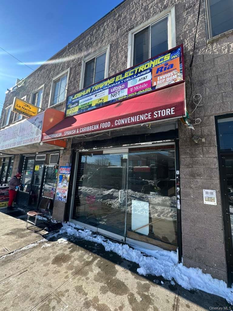 3800 E Tremont Avenue, Bronx, NY 10465