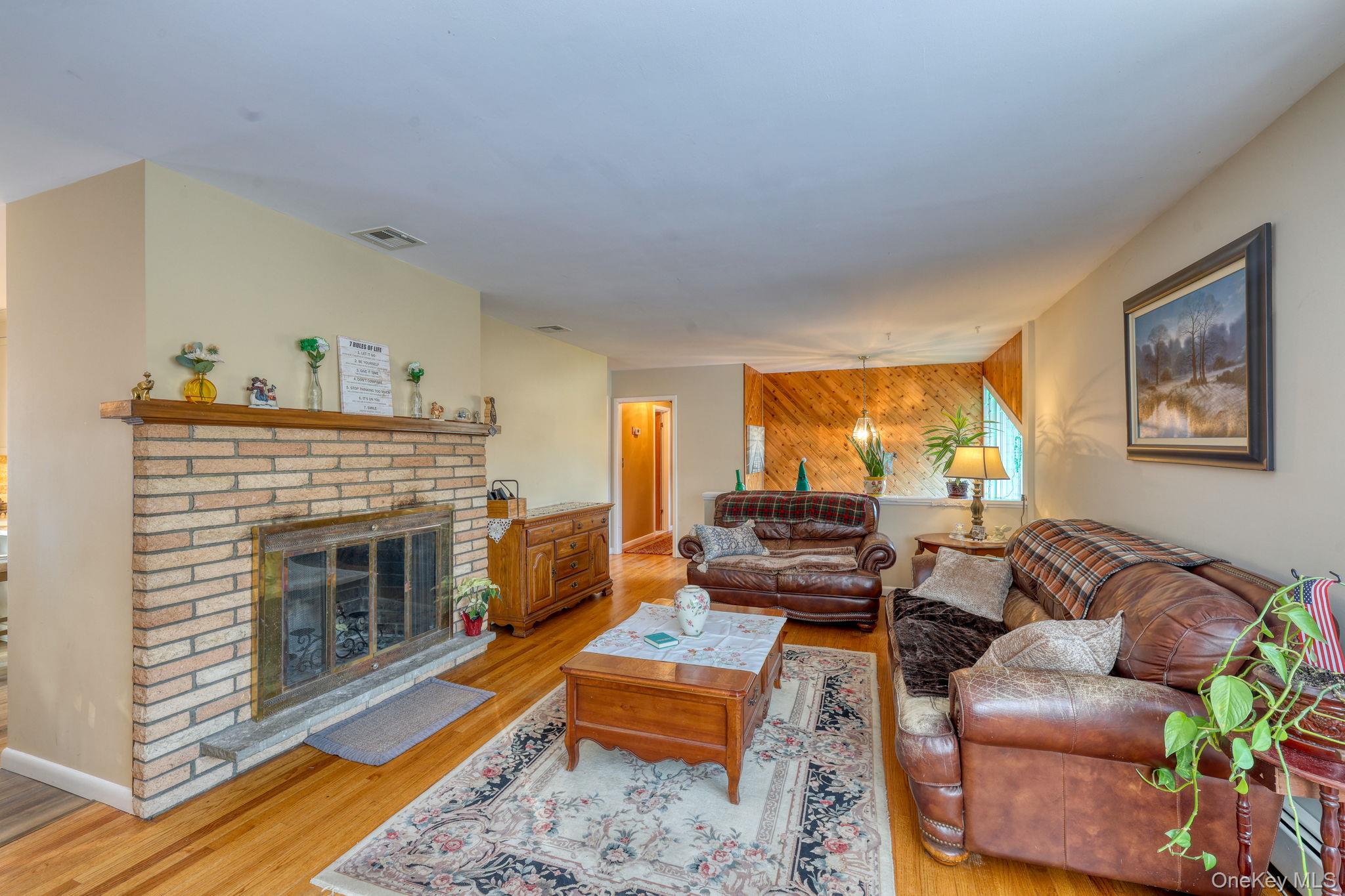 205 Beach Drive, Mahopac, NY 10541