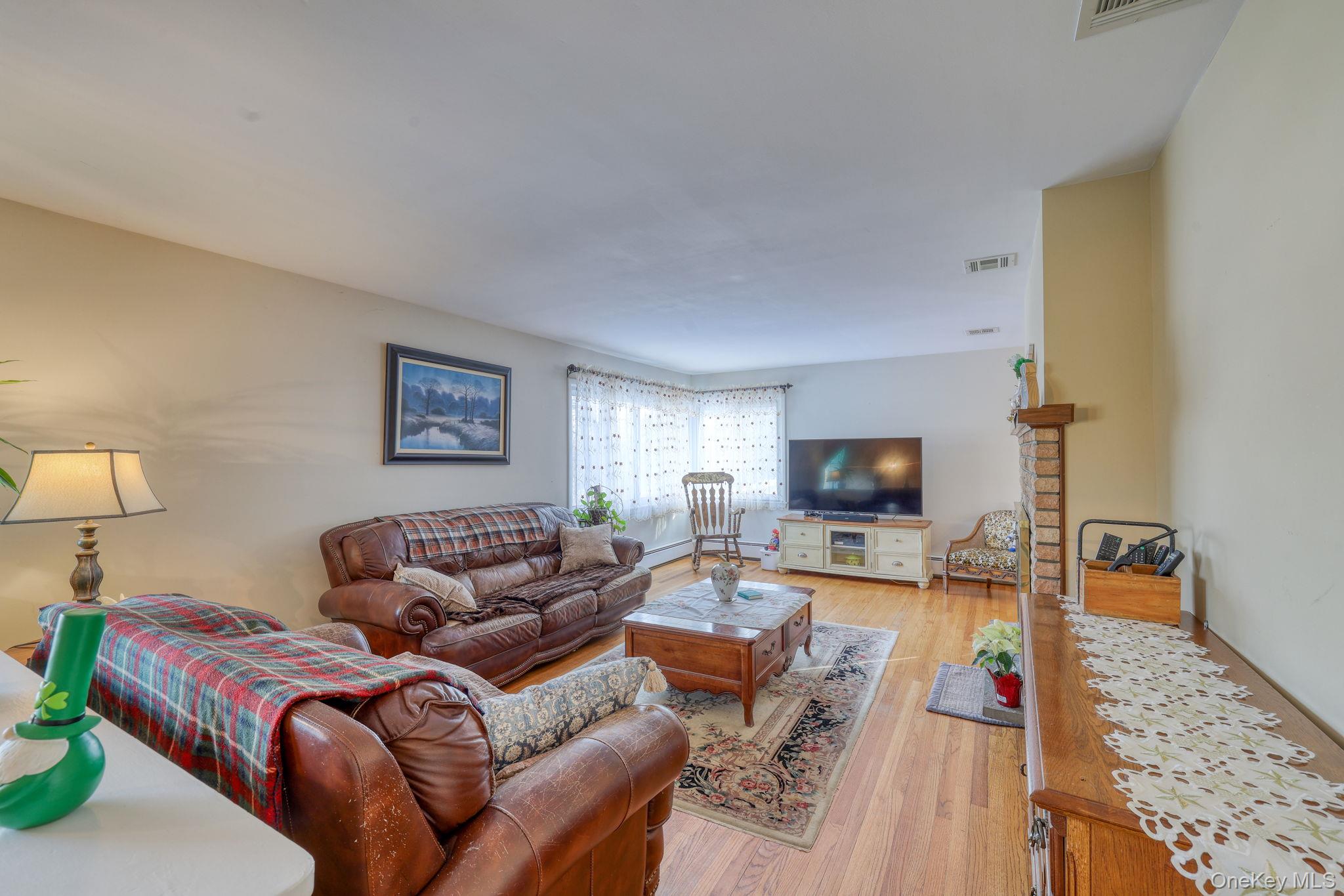 205 Beach Drive, Mahopac, NY 10541