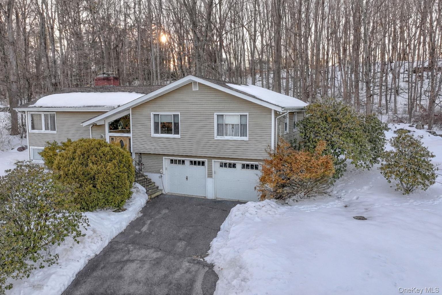 205 Beach Drive, Mahopac, NY 10541