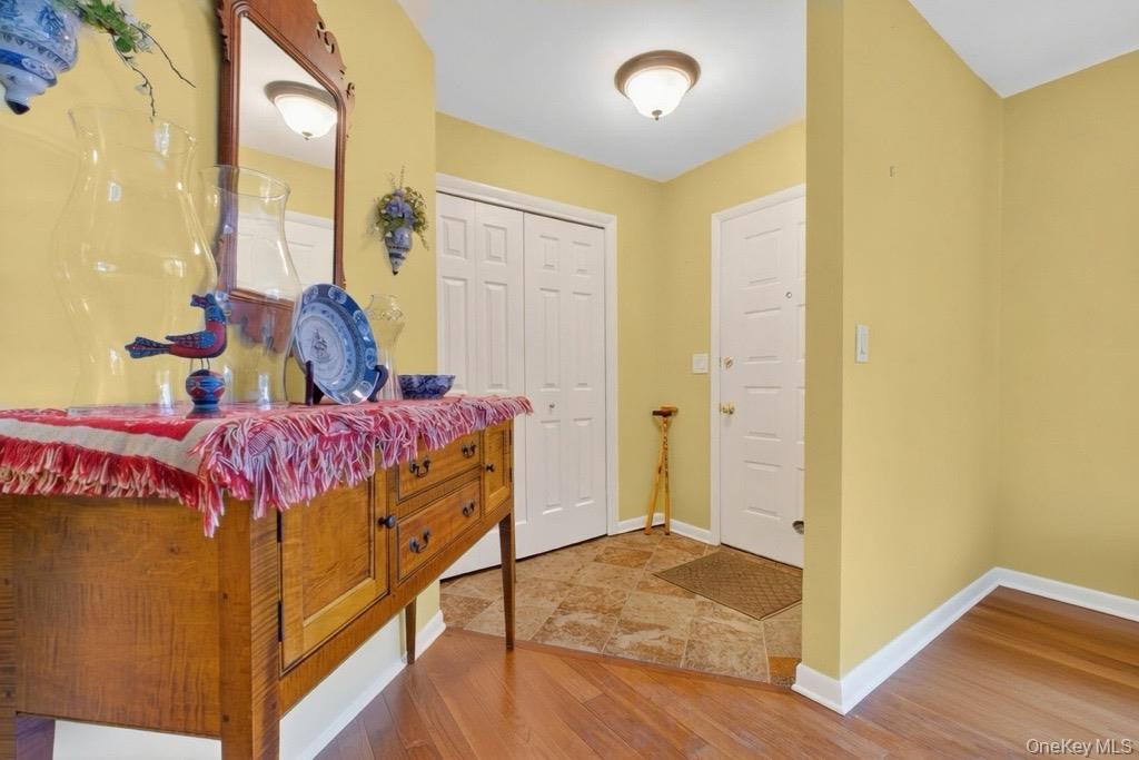 202 Falcon Court, Poughkeepsie, NY 12603