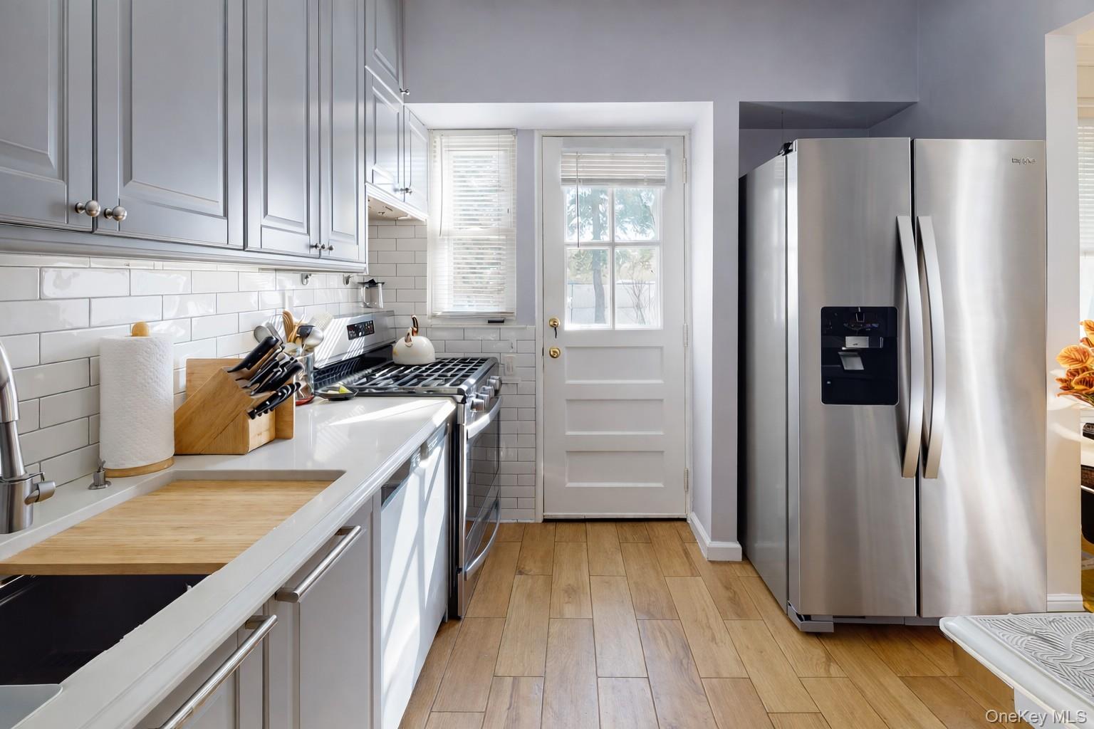 1762 Broadway, New Hyde Park, NY 11040