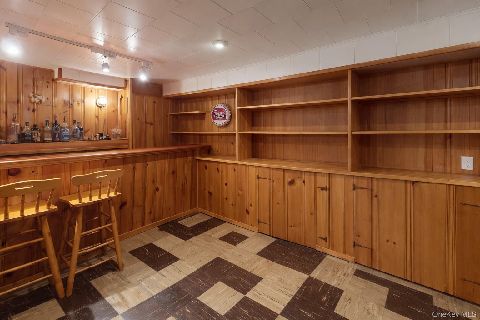 1762 Broadway, New Hyde Park, NY 11040