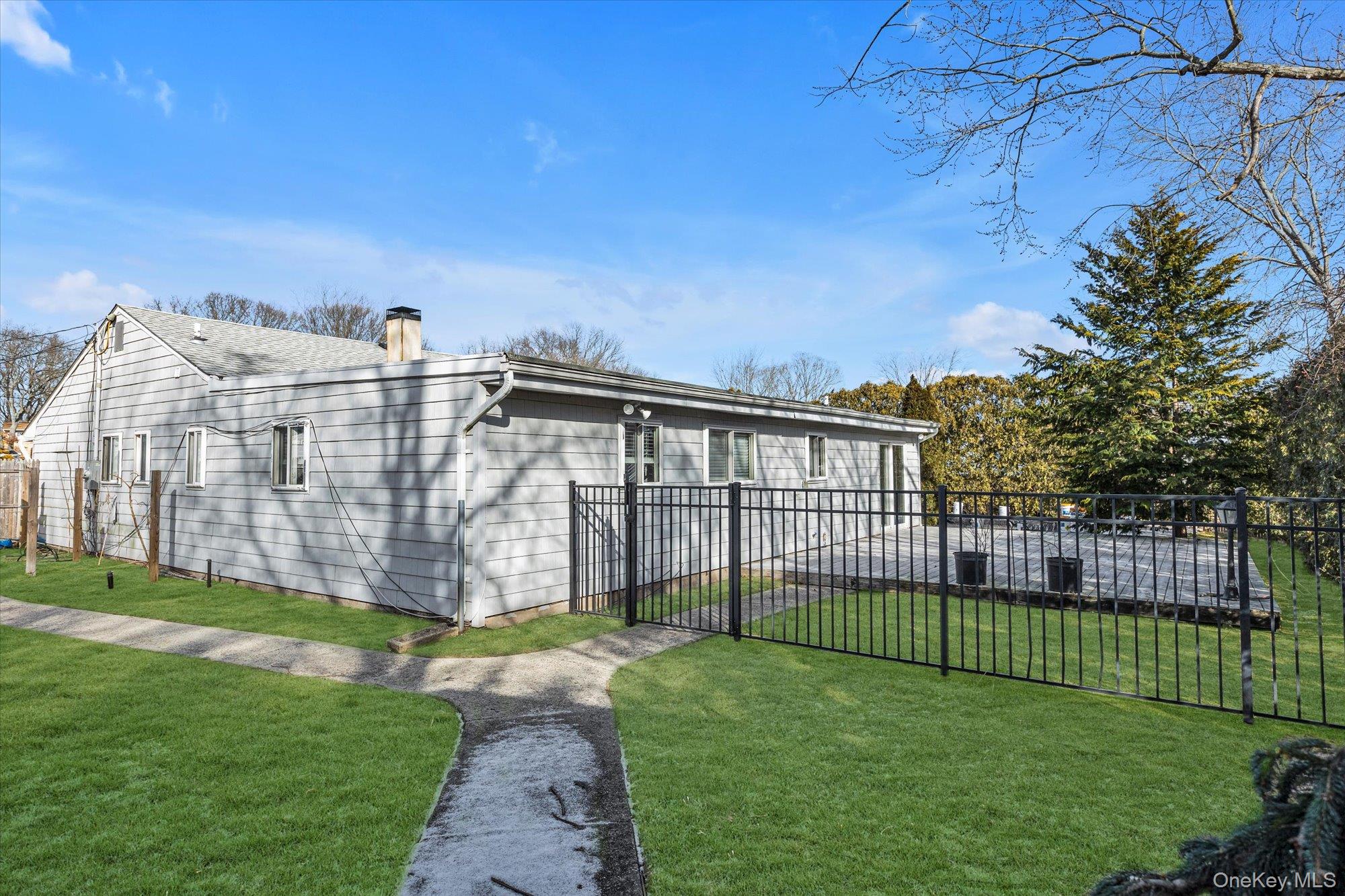 6 Anne Drive, Selden, NY 11784