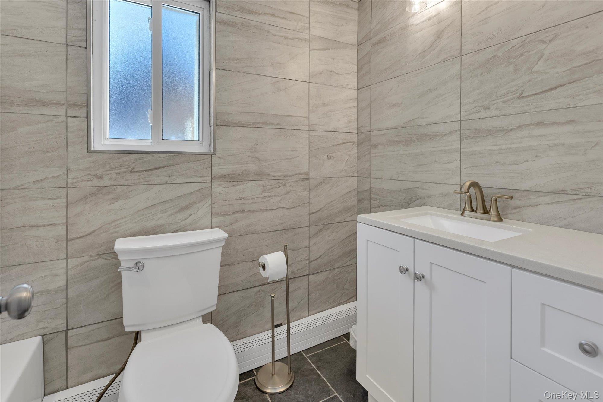 6 Anne Drive, Selden, NY 11784