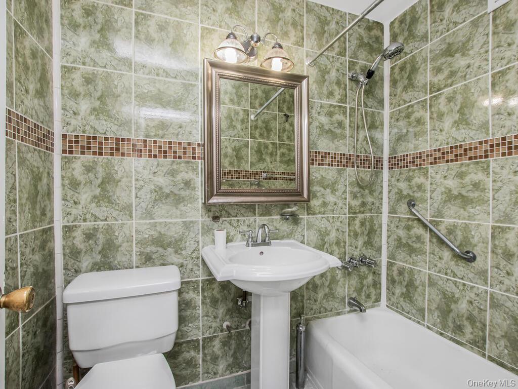 6601 Broadway # 6i, Bronx, NY 10471