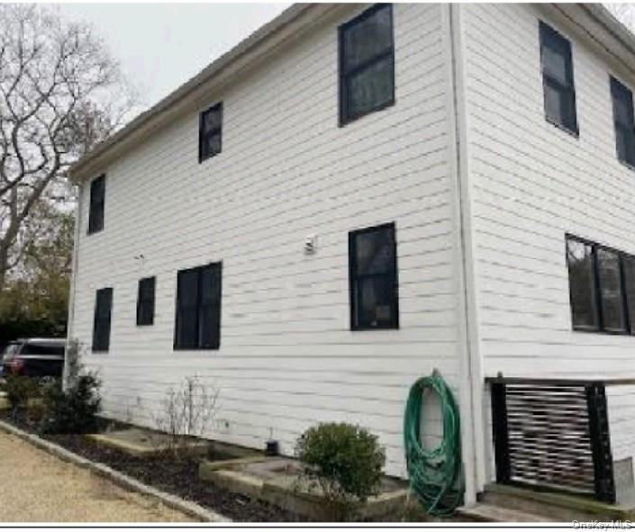 67 Squiretown Road, Hampton Bays, NY 11946