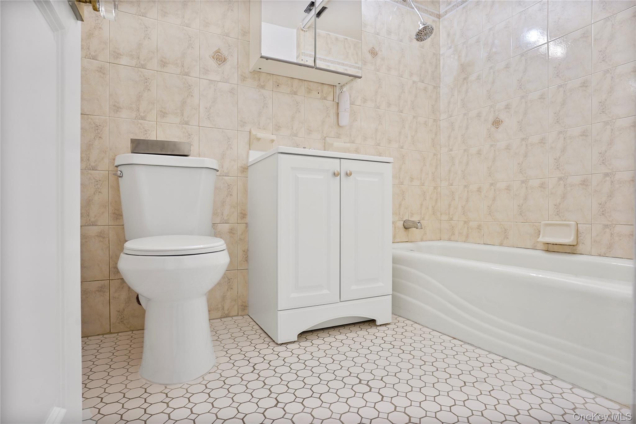 53 Lorimer Street # 6B, Brooklyn, NY 11206