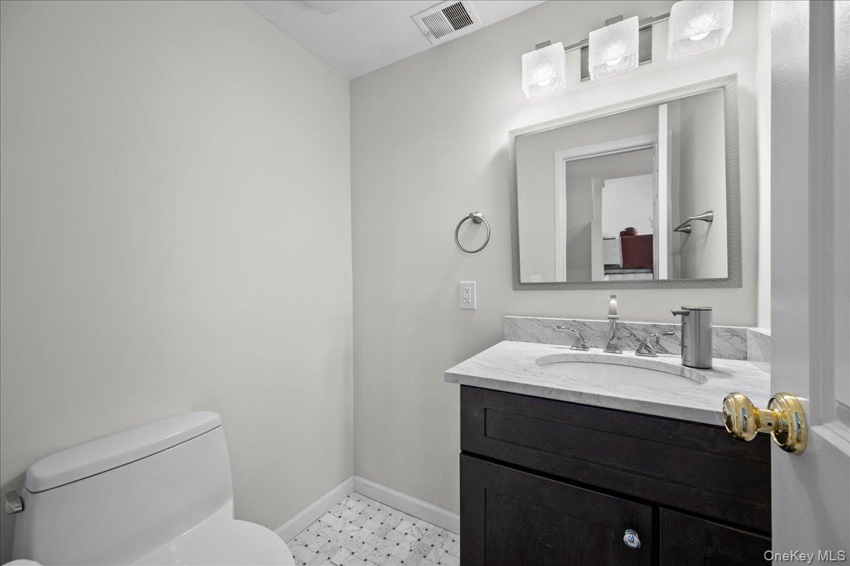 1079 Weaver Street, New Rochelle, NY 10804