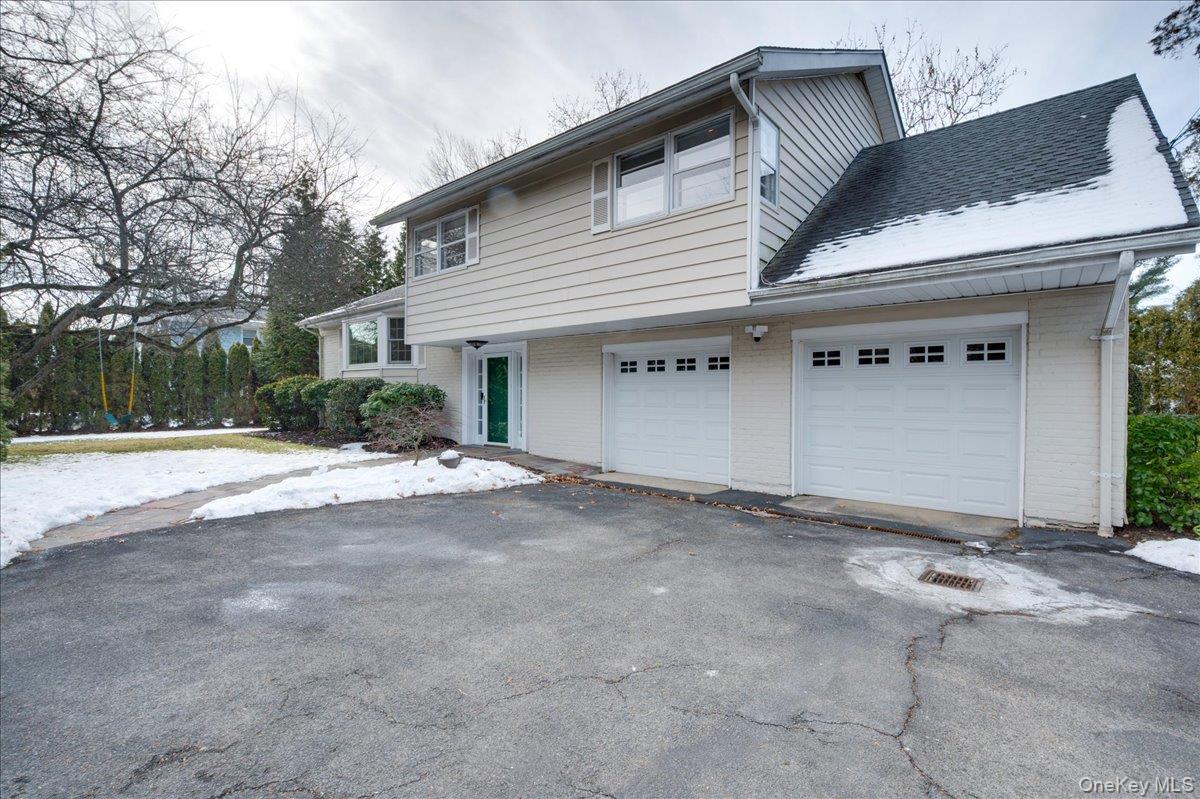 1079 Weaver Street, New Rochelle, NY 10804