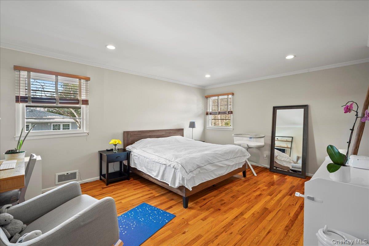 1079 Weaver Street, New Rochelle, NY 10804