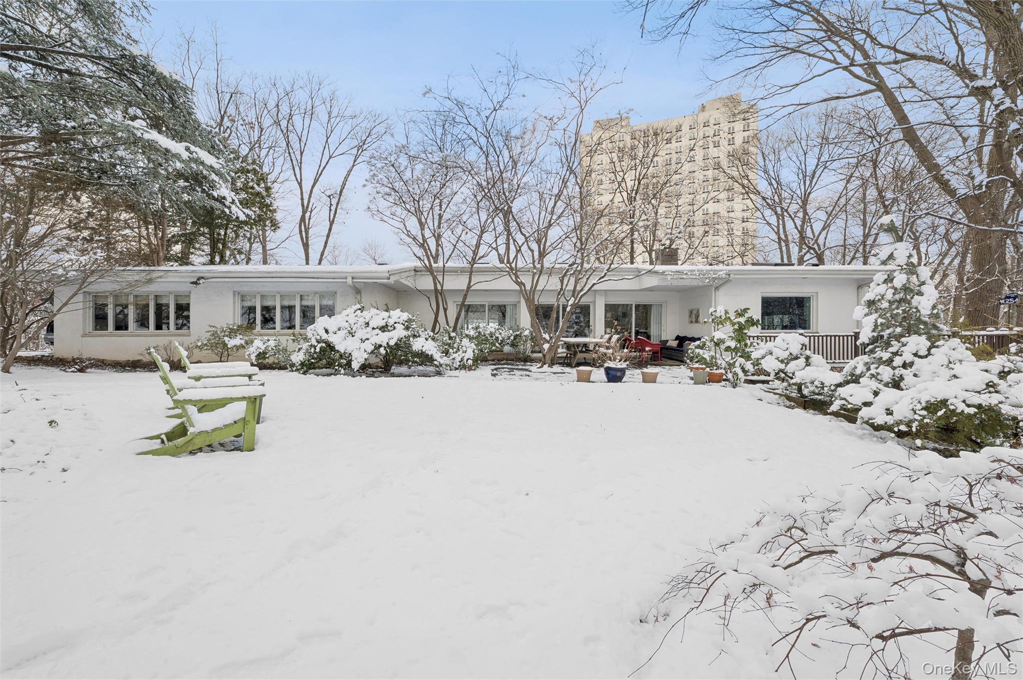 383 254th Street, Bronx, NY 10471