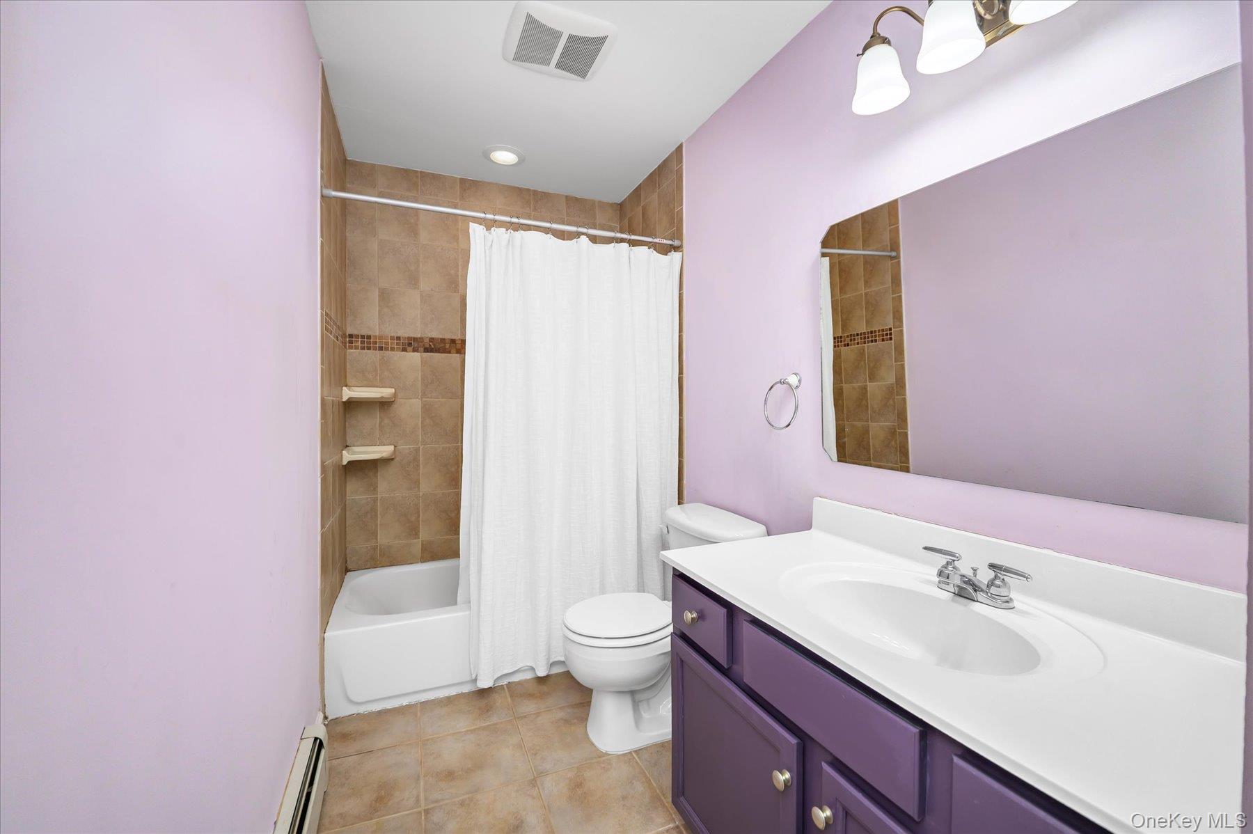 14 Donna Place, East Islip, NY 11730