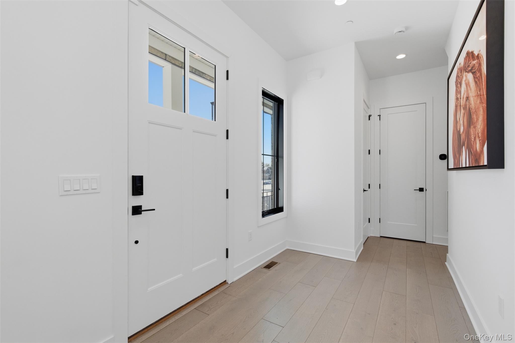 9 Sequoia Circle, Manhasset, NY 11030