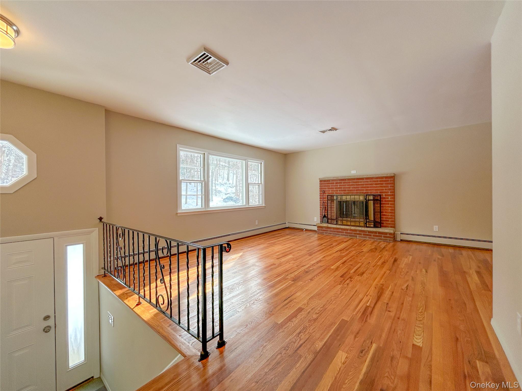 106 Gretna Woods Road, Pleasant Valley, NY 12569