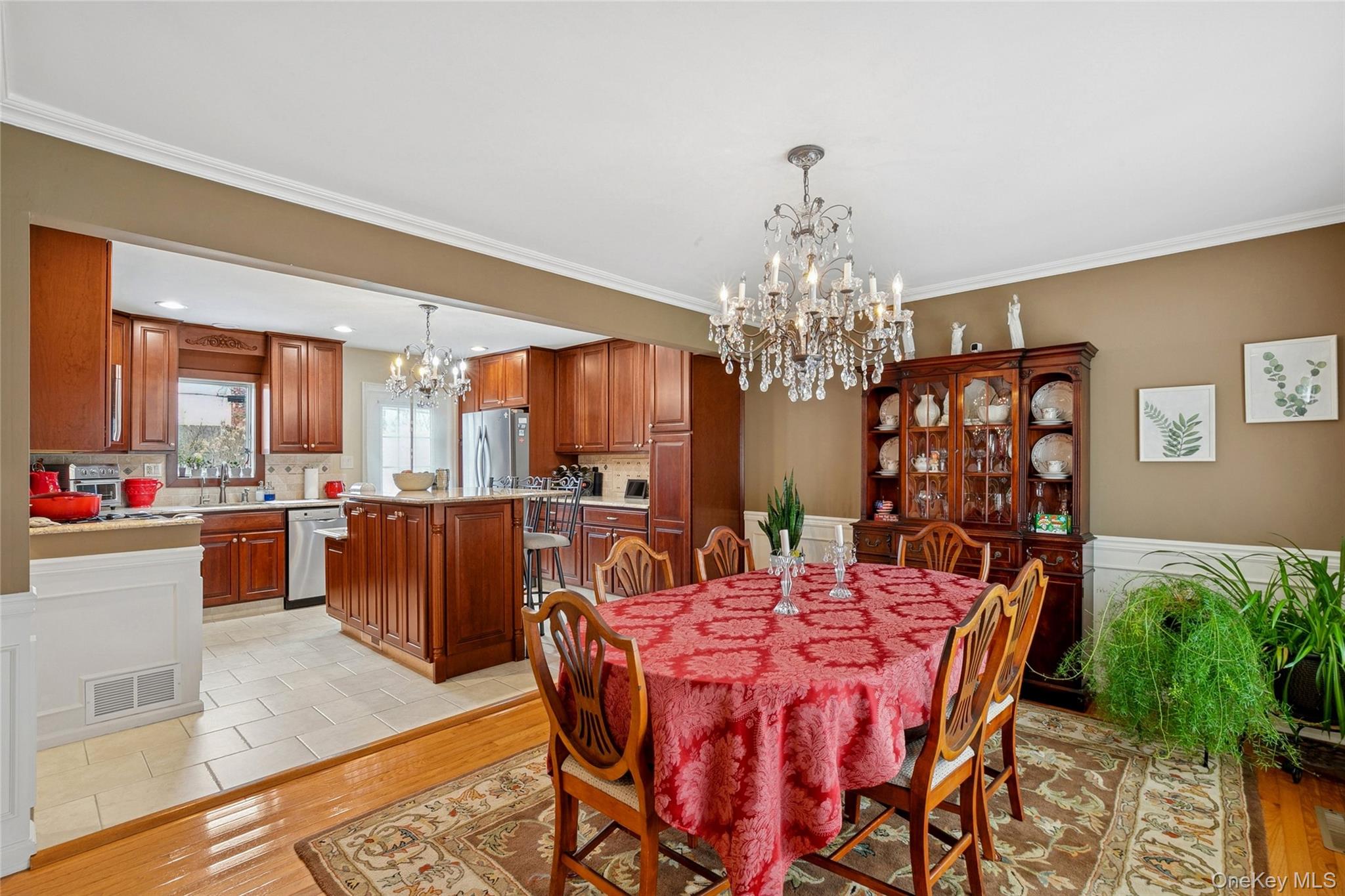 67 Combes Avenue, Hicksville, NY 11801