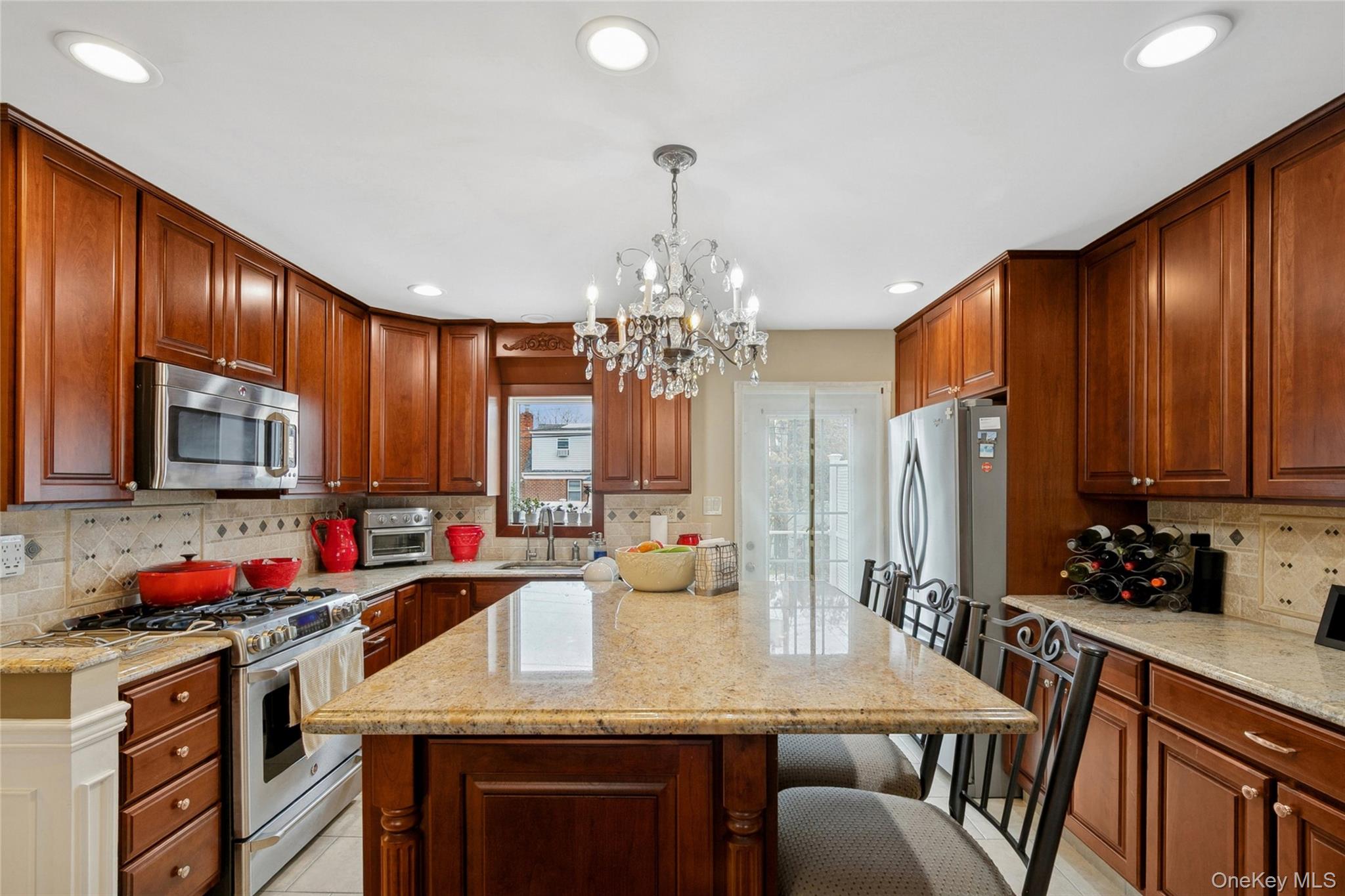 67 Combes Avenue, Hicksville, NY 11801