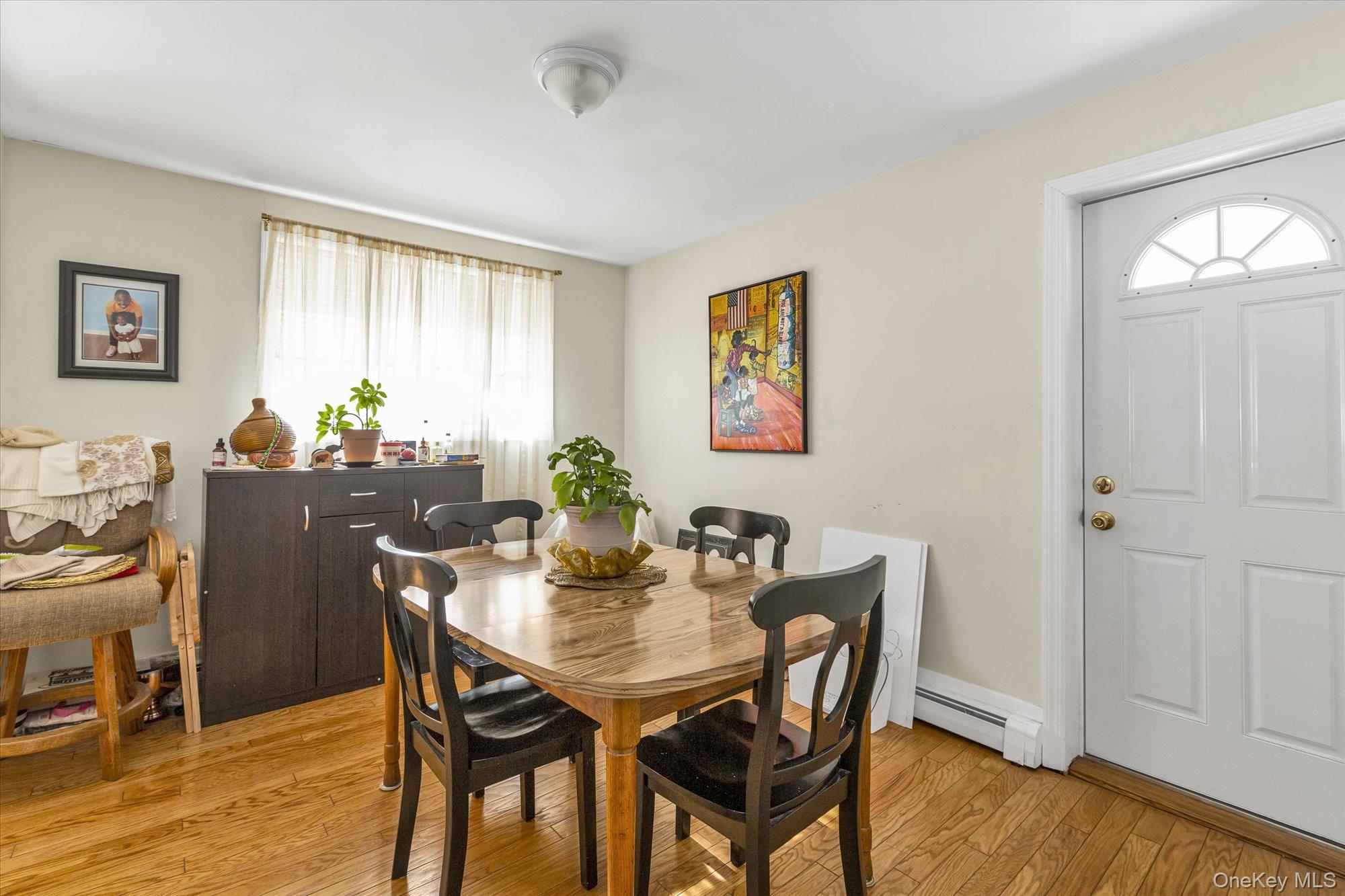 88 Spruce Lane, Valley Stream, NY 11581