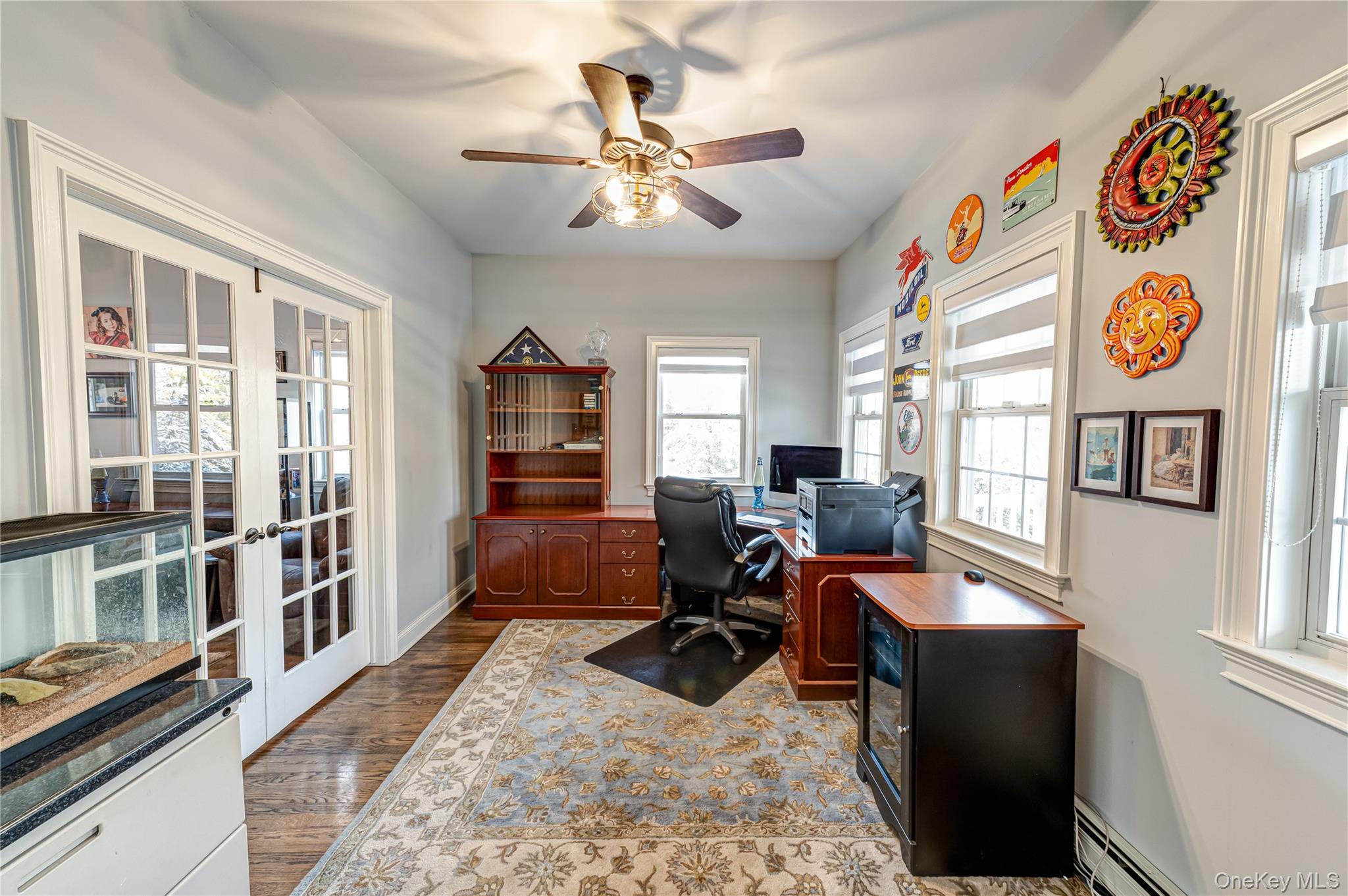 6 Sandy Hollow Road, Centerport, NY 11721