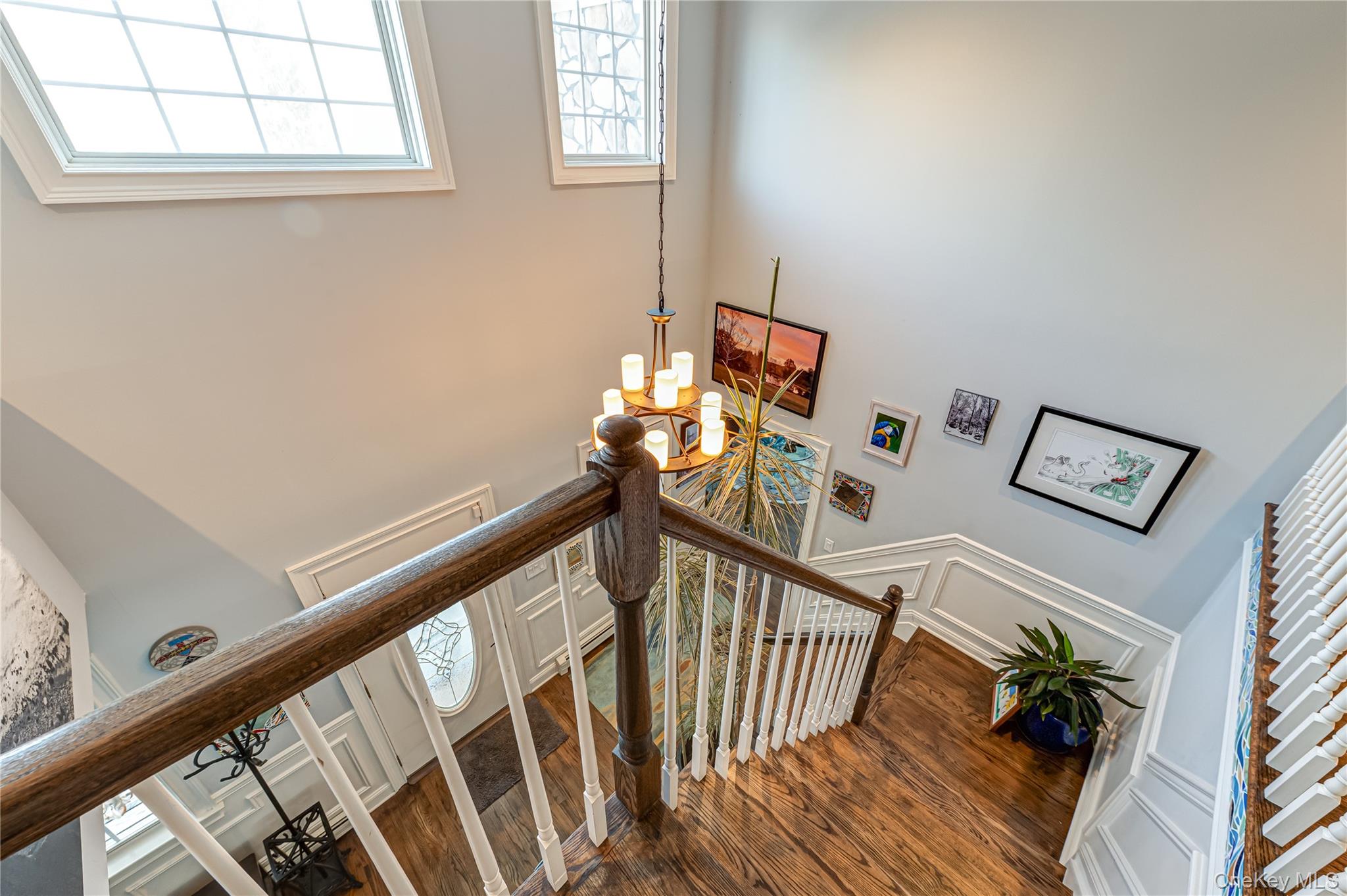 6 Sandy Hollow Road, Centerport, NY 11721