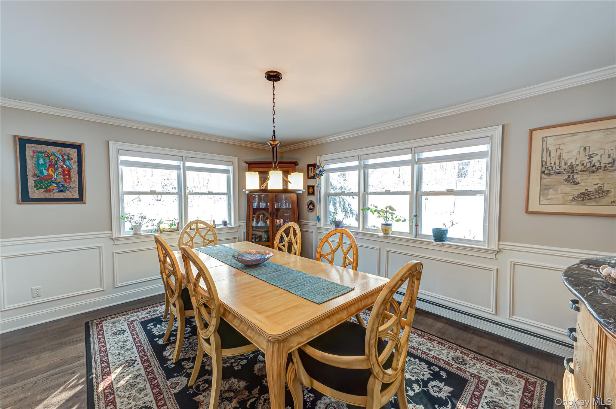 6 Sandy Hollow Road, Centerport, NY 11721