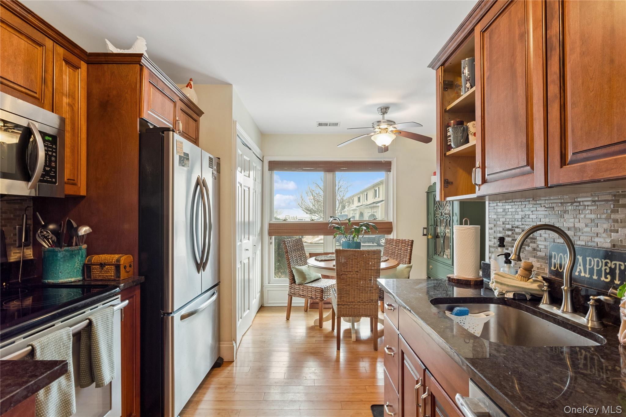 100 Baker Court # 85, Island Park, NY 11558