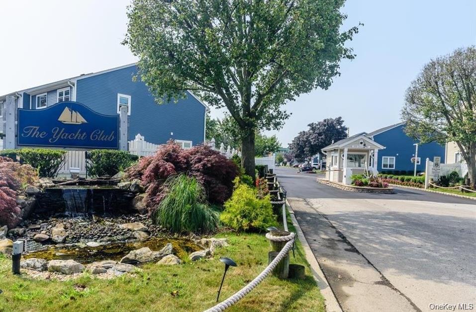 100 Baker Court # 85, Island Park, NY 11558