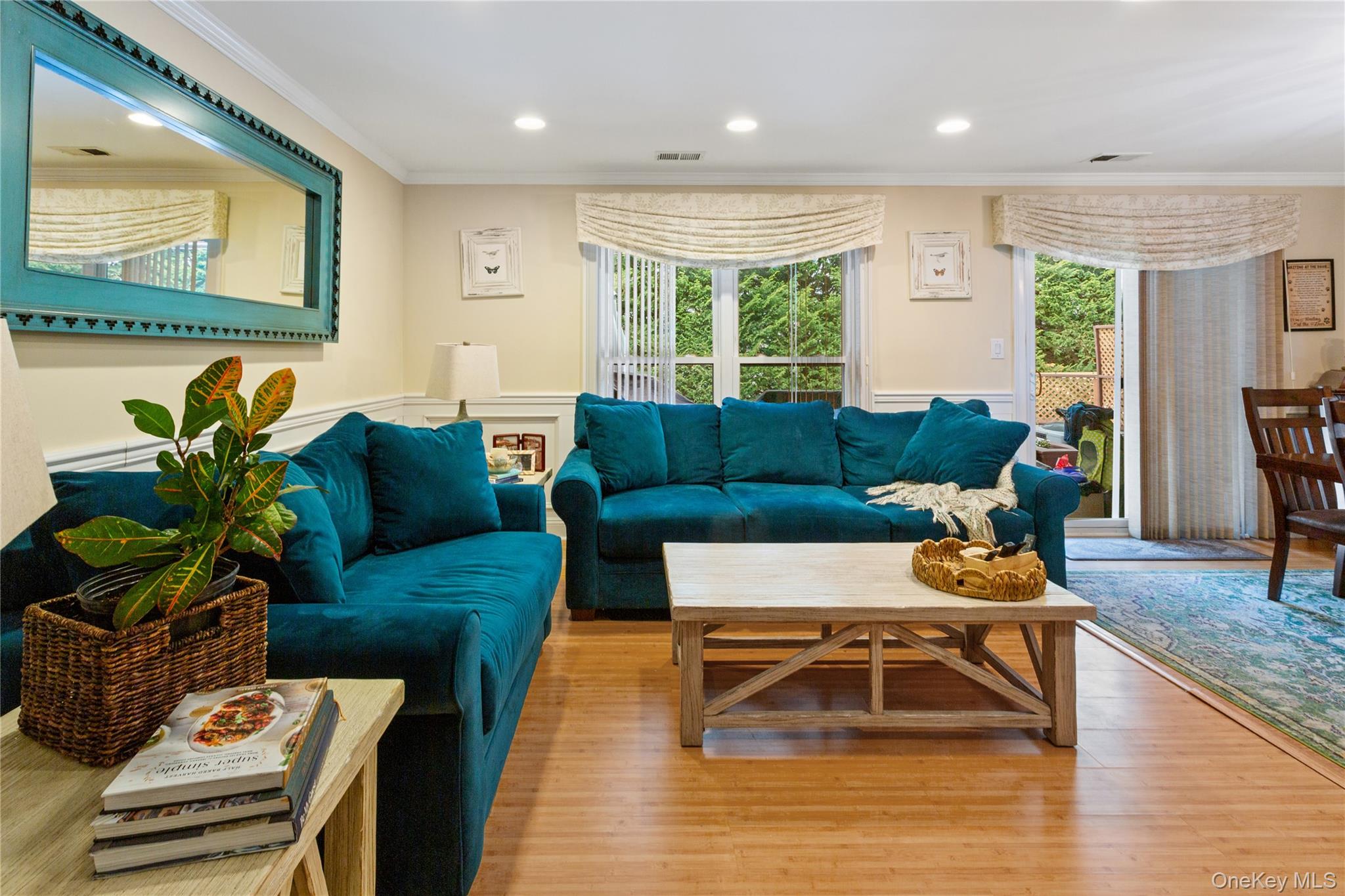 100 Baker Court # 85, Island Park, NY 11558