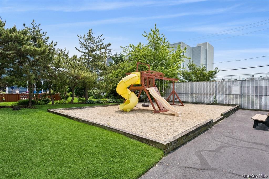 100 Baker Court # 85, Island Park, NY 11558