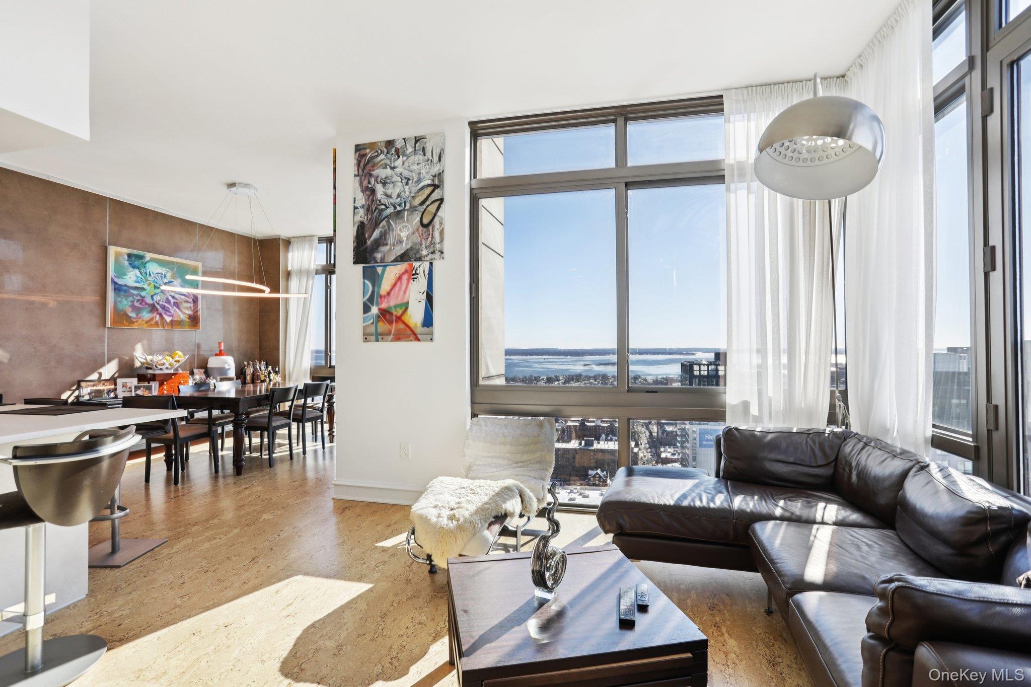 175 Huguenot Street # PH-302, New Rochelle, NY 10801