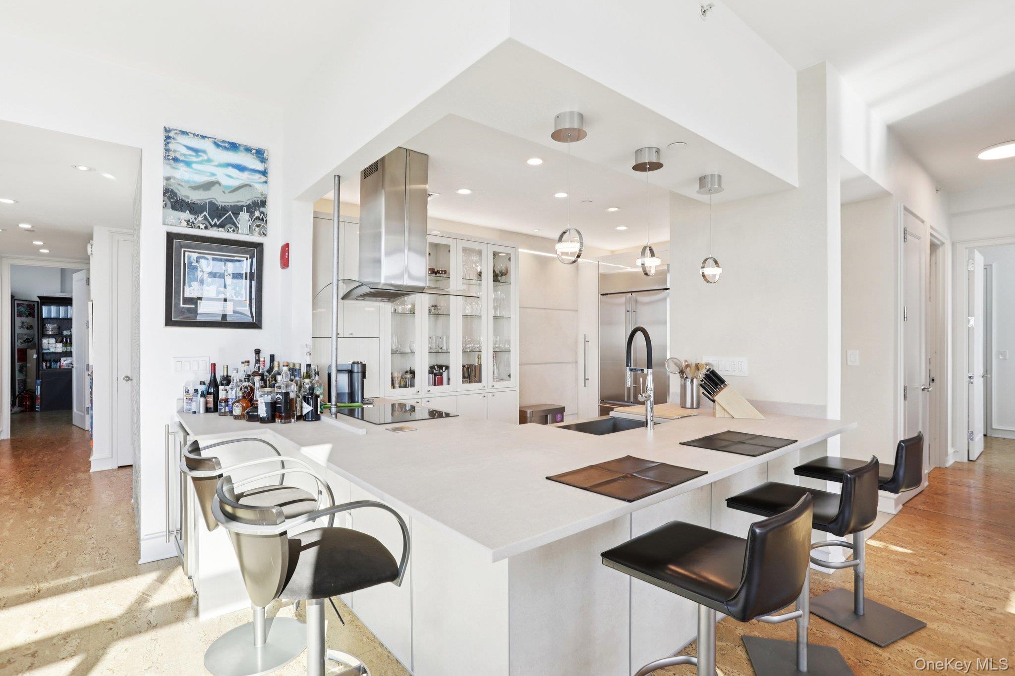 175 Huguenot Street # PH-302, New Rochelle, NY 10801