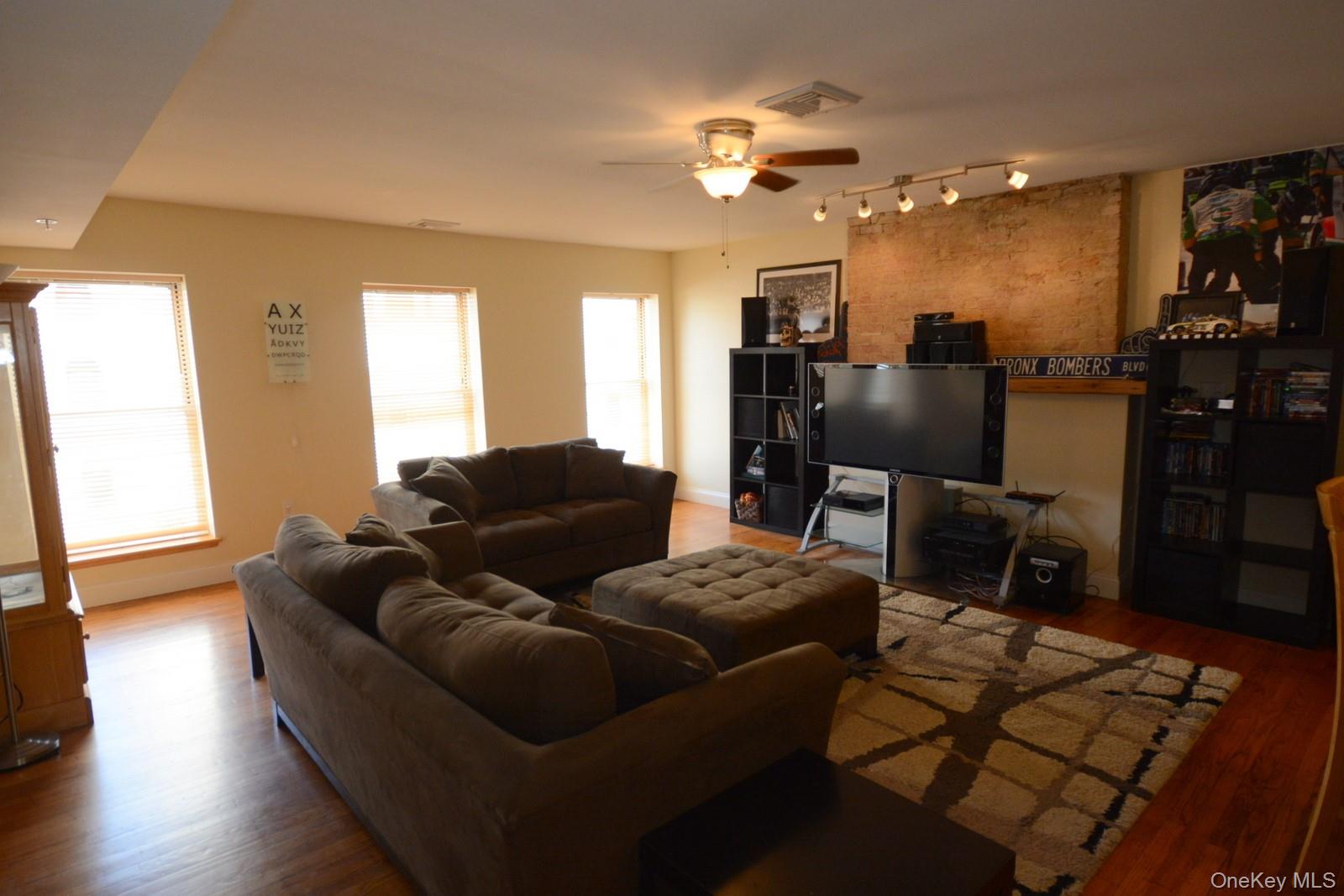 330 Main Street, Poughkeepsie, NY 12601