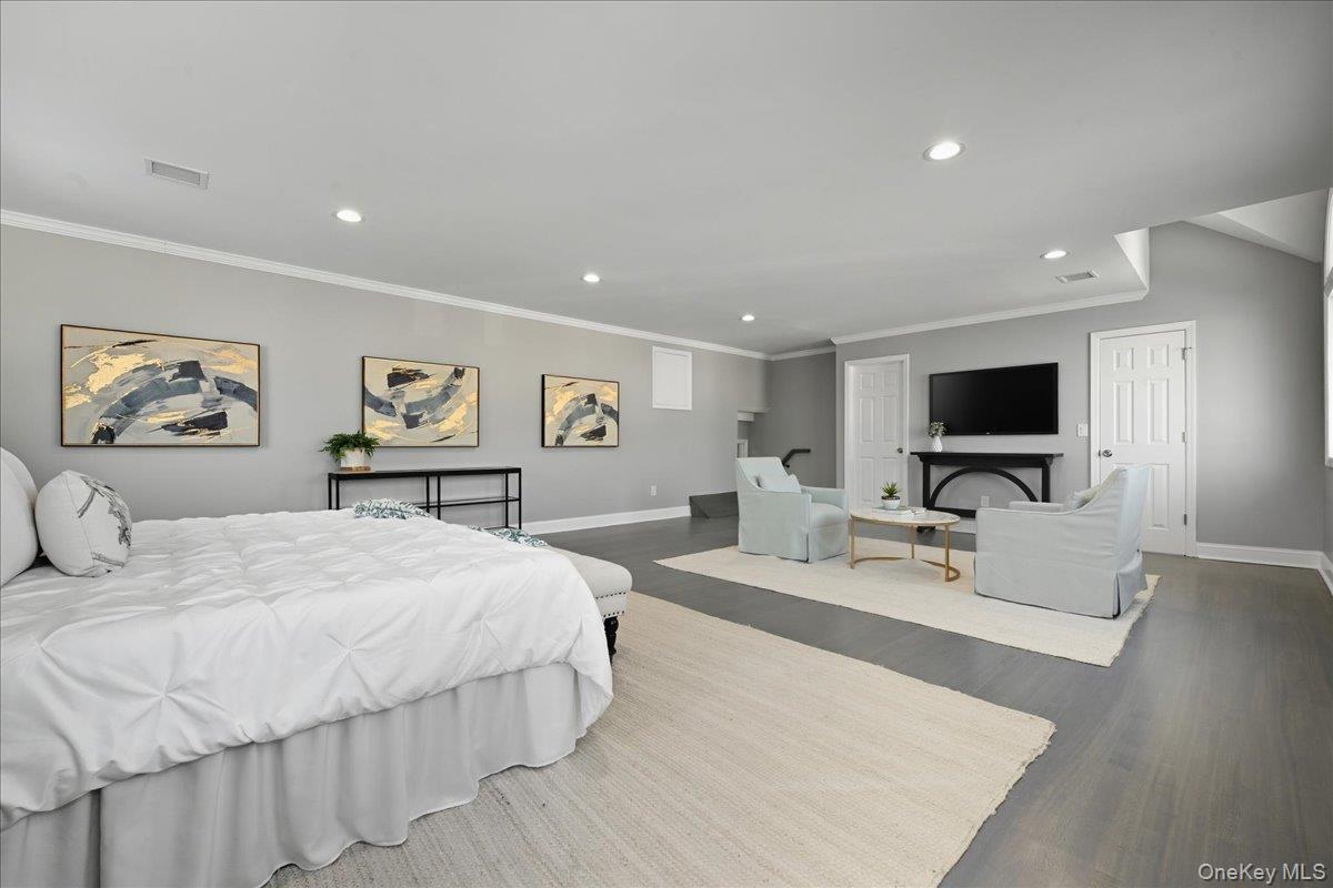 1050 Hastings Street, Baldwin, NY 11510