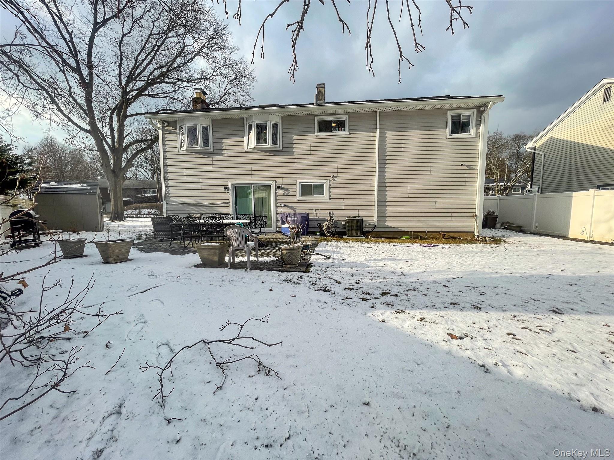 815 Iris Place, West Hempstead, NY 11552