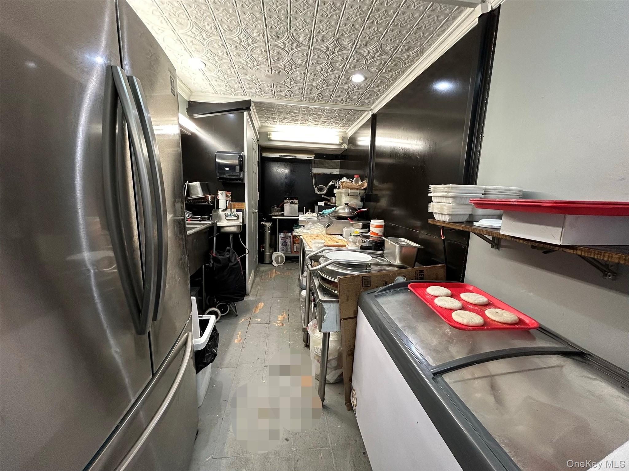 18-33 College Point Blvd, College Point, NY 11356