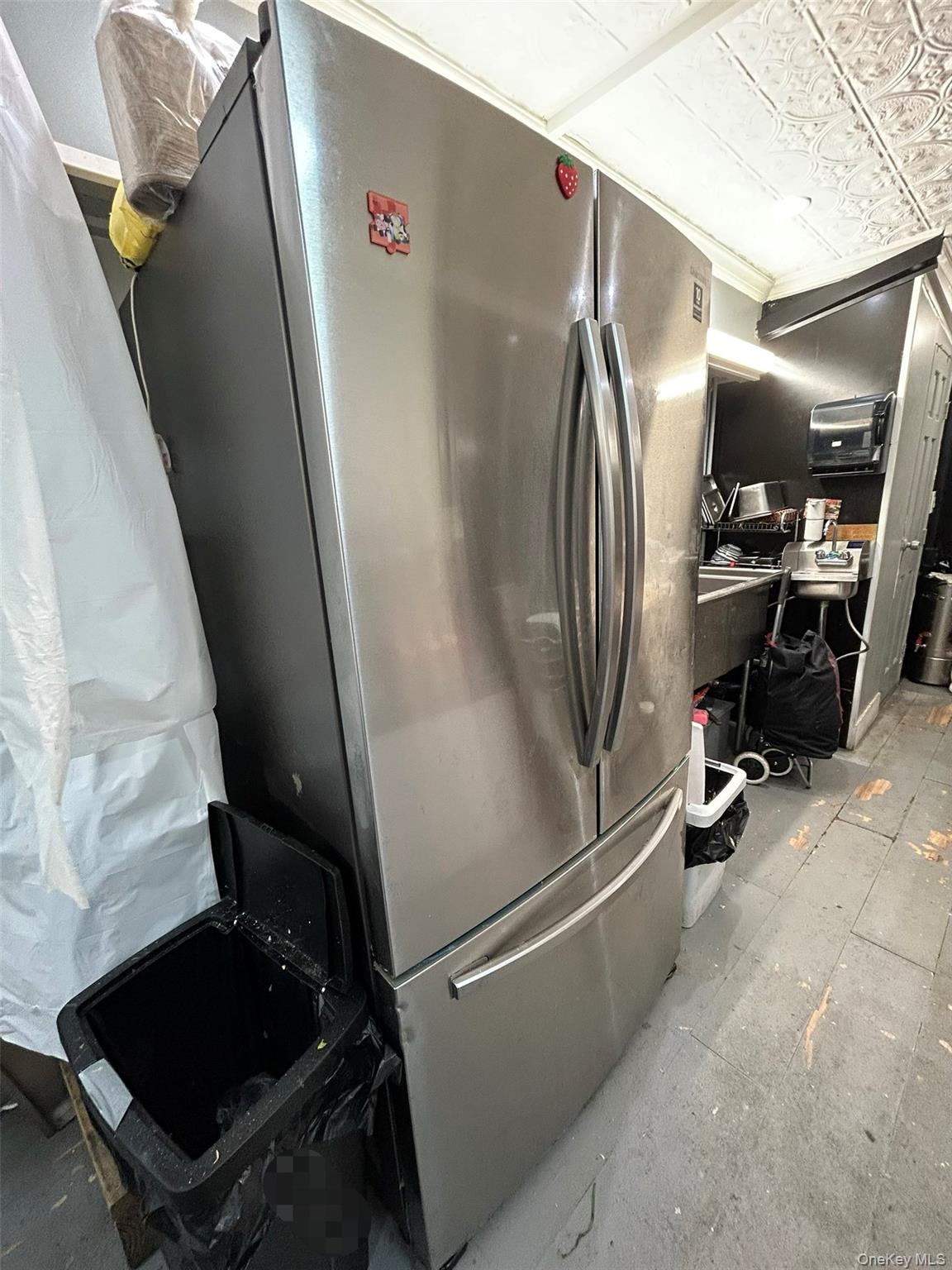 18-33 College Point Blvd, College Point, NY 11356