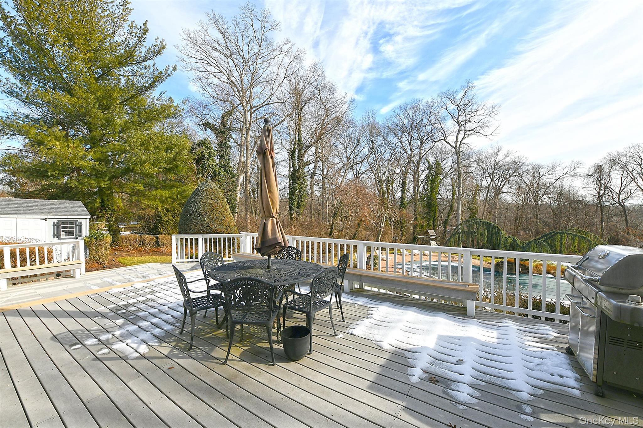 17 Susan Lane, Dix Hills, NY 11746