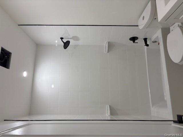 10 Amarr Drive, Shirley, NY 11967