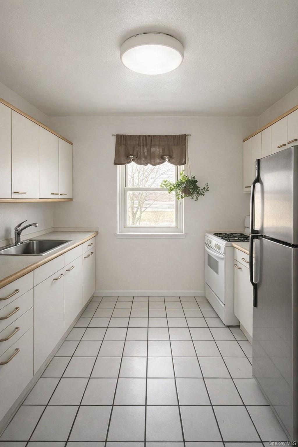 15033 Jewel Avenue # 303B, Flushing, NY 11367