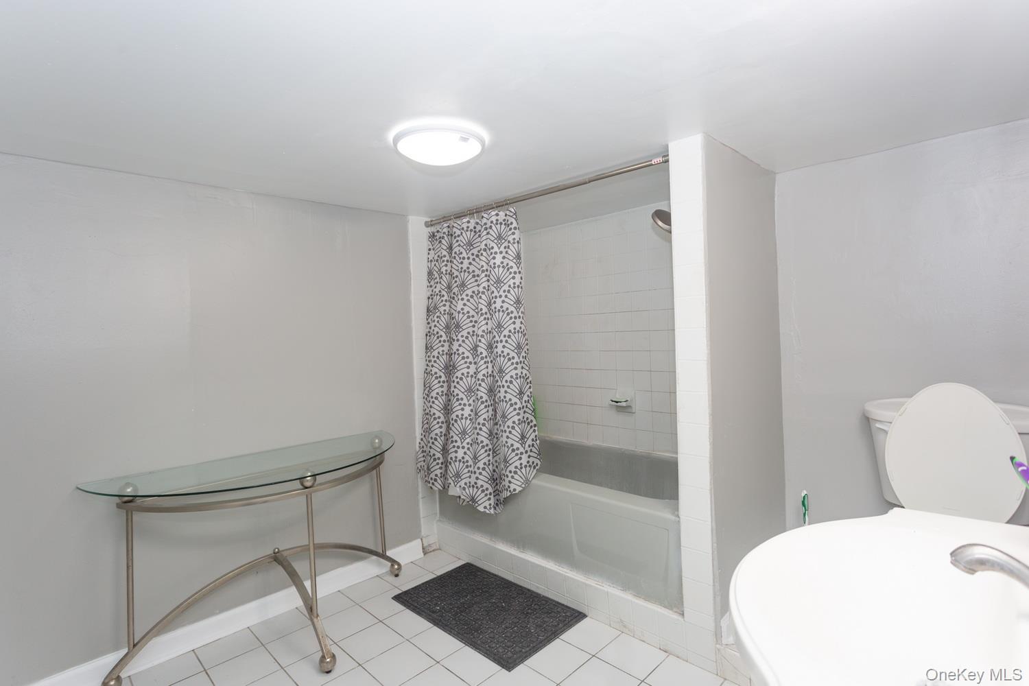 14 Walnut Street, Wyandanch, NY 11798