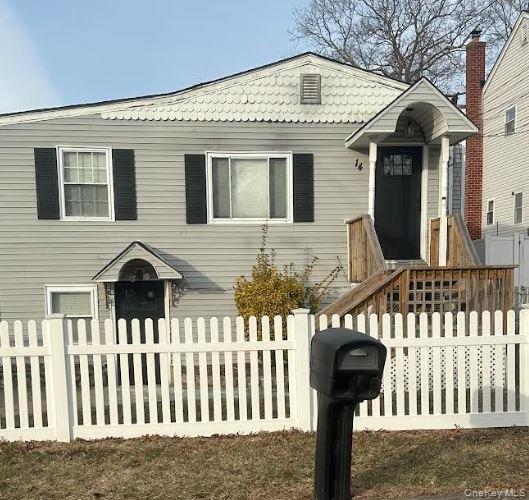 14 Walnut Street, Wyandanch, NY 11798